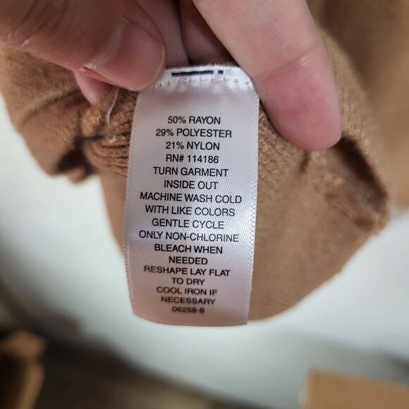 Liz Claiborne Women's XXL Signature Caramel Brown Full Zip Sweater NWT - Picture 11 of 13